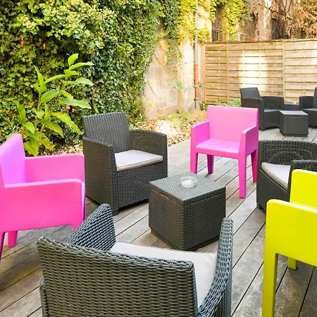 Hotel Ibis Styles Gare Saint-jean 3*