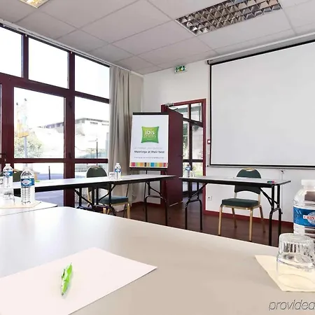 Ibis Styles Gare Saint-jean Hotel